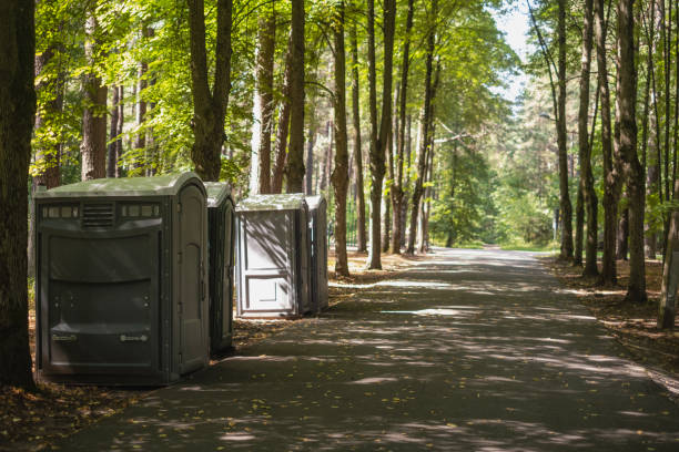 Porta potty delivery and setup in Little Cypress, TX